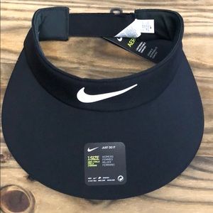 Nike Accessories - Women’s Nike visor Nike Accessories - Women’s Nike visor